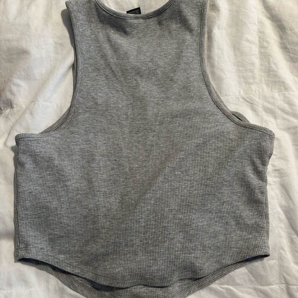 Light Grey Ribbed Tank Top - Picture 3 of 3